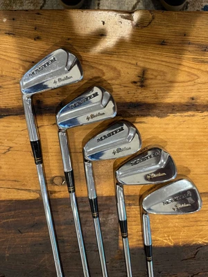 LH Macgregor Jack Nicklaus Master Short Set PW,9,8,7 & 5 irons. Left hand - Image 1 of 4