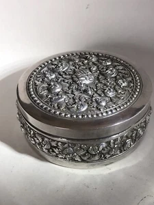 Antike Kambodscha Silber Box gestempelt 900 und Hersteller Name Boun Than - Bild 1 von 3