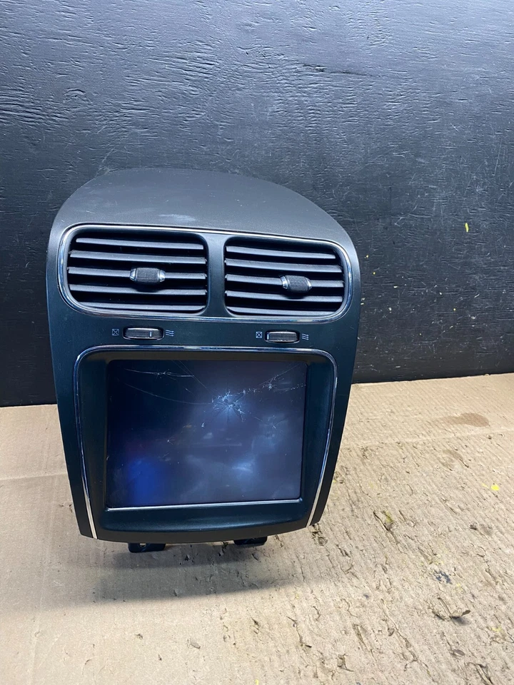 Crack Screen 2011-2019 Dodge Journey 8.4 Radio Display Screen Air Vents N0381 DG - Image 1 of 4