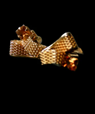 Gemelos Swank tono dorado con piedra color ámbar Foto 1 de 4