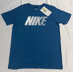 NIKE THE NIKE TEE BLUE FADE NIKE TEE SHIRT BOYS SMALL DR0881-407 - Picture 1 of 6