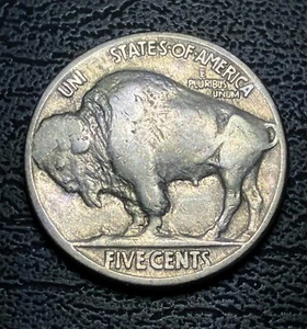 1934 P Buffalo Nickel w Struck Through Grease Error. Circulated - Picture 1 of 2