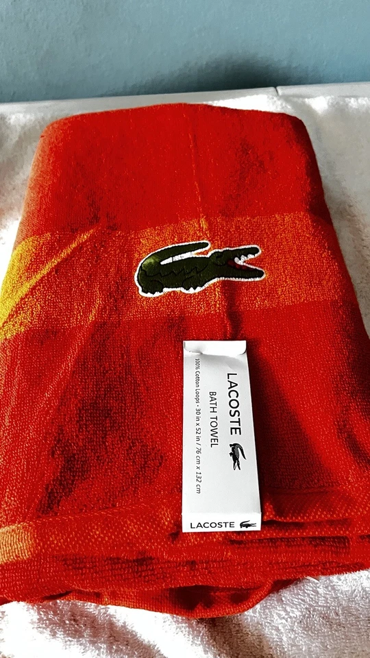 toallas de baño Lacoste Foto 1 de 1