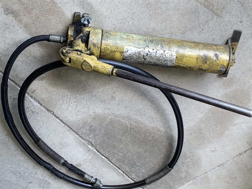 Parts/Repair Enerpac PH80 2 Speed Hydraulic Hand Pump 10000 Psi #2 - Image 1 of 4