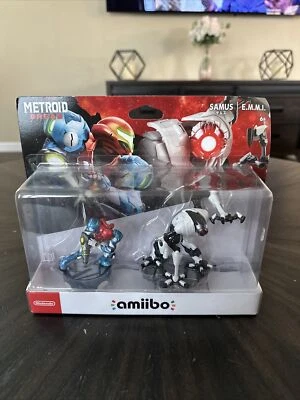 Nintendo amiibo Metroid Dread - Samus and E.M.M.I. Figures (2 Pack Set) - Image 1 of 4