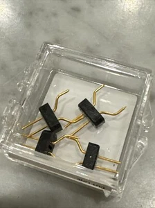 Tektronix 016-1786-00 Zubehör-Kit, TwinTip-Adapter - 4er-Set - Bild 1 von 2