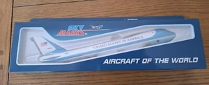 SKYMARKS AIR FORCE ONE BOEING 747-200 1:250 Scale - Picture 1 of 4