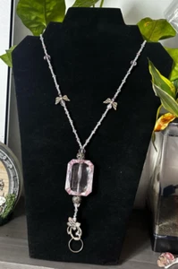 Brustkrebs Abzeichen Ausweis Halter Schlüsselband aus Glas, Swarovski Kristall Perlen - Bild 1 von 7