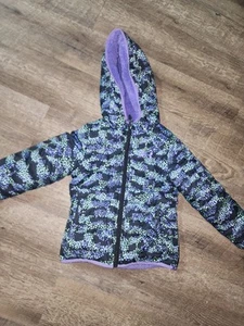 Girls Purple Under Armour Reversible Jacket Sz 6/7 - Picture 1 of 6