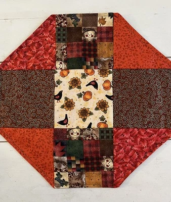 Mantel individual/vela de otoño hecho a mano hexagonal. 13”x14”. Reversible Foto 1 de 4