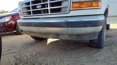 Conjunto de parachoques delantero cromado con soportes OEM F2TZ17757B Ford F150 1992-1996 Foto 1 de 4