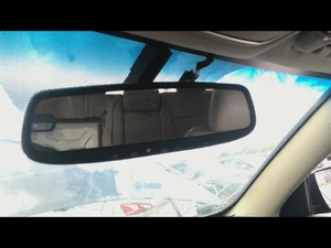 2014 - 2015 KIA SORENTO Rear View Mirror With Automatic Dimming  - Picture 1 of 12