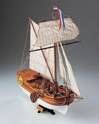 COREL SM57   LEIDA YACHT DA DIPORTO OLANDESE SCALA 1:64 - Immagine 1 di 4