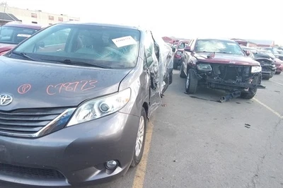 2012 Toyota Sienna Automatic Transmission OEM 156K Miles - LKQ437023626 - Image 1 of 4