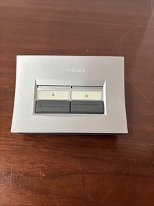 Radio Shack 2-Way Audio/Video Selector Vintage TV/AUX RCA Splitter Switch VGC - Picture 1 of 10