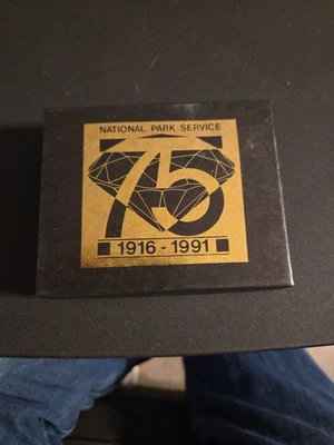 Cuchillo Schrade Hecho en EE. UU. 515 SC Lockback Servicio de Parques Nacionales 75 Aniversario Foto 1 de 3