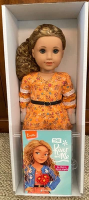 Boneca American Girl 18" Evette pele média com sardas caramelo cabelo encaracolado olhos grisalhos - Imagem 1 de 4