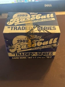 1982 TOPPS TRADED BASEBALL SET BBCE (TAPE INTACT) RIPKEN ROOKIE - Picture 1 of 3