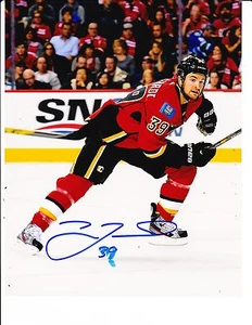 CALGARY FLAMES TJ GALIARDI SIGNED SKATING 8X10 - Picture 1 of 1