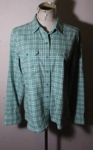 L.L. BEAN Green Nylon Long Sleeve Shirt Women's Size M Reg. - Picture 1 of 6