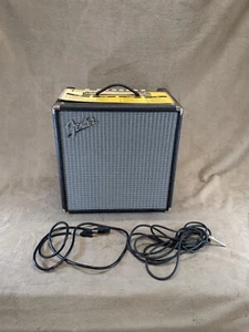 Fender Rumble 40 V3 40 Watt 1x10" Bass Combo Verstärker - Schwarz/Silber - Bild 1 von 24