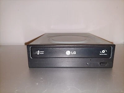 MASTERIZZATORE LG GH22NS30 LETTORE INTERNO SUPER MULTI CD/DVD-RW SATA NERO - Immagine 1 di 4