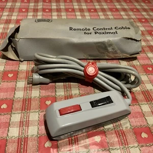 Remote Control for Braun Praximat slide projector. Boxed. - Picture 1 of 2
