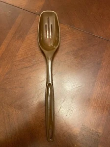 Cuchara para servir ranurada vintage Foley de nailon/plástico marrón 11" - Imagen 1 de 8