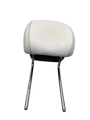 Mercedes GLS63 AMG 2017-2019 asiento del pasajero delantero derecho reposacabezas cuero beige Foto 1 de 4