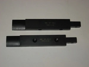 Mandíbulas de repuesto OTC 307-454/1 y 2 para extractor/removedor de sello de transmisión 307-309 - Imagen 1 de 2