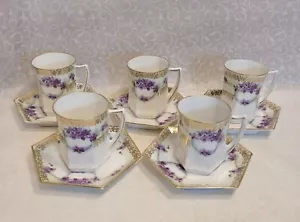 Antigua taza platillo de porcelana de hueso Demitasse hexagonal de Prusia flores púrpuras dorado - Imagen 1 de 12