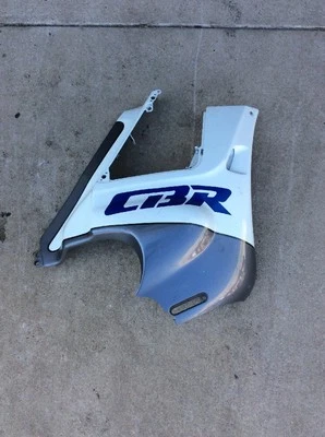 1987 - 90 年本田 CBR600 CBR 600 F 右降压 COWL FAIRING 原始设备制造商 64300-MN4-000 — 第 1/4 张图片