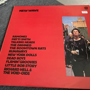 VARIOUS - NEW WAVE. 1977 UK PUNK 12" COMPILATION L.P. - Picture 1 of 5