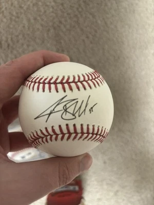 Josh Bell Firmado Autografiado Oficial Grandes Ligas OML Béisbol Foto 1 de 2