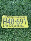 1980 Vintage Farm Wisconsin License Plate. America’s Dairyland 🥛🧀H48-691 Free