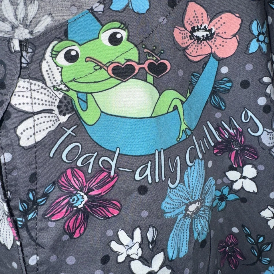 Vintage Dickies Scrub Top Toadally Chilling Frogs Womens Size Xl Guc E700 - Image 1 of 4