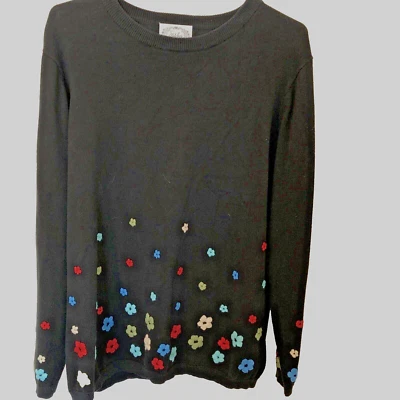 Suéter negro para mujer Stitches In Time con bordado floral multicolor 1x Foto 1 de 3