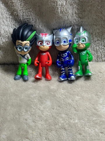PJ Mask Figures Lot Of 4 Catboy Romeo Gecko Owlette Good Used Condition Cover
