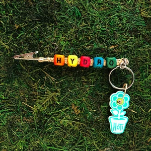 HOTI Hemp Handmade HYDRO Natural Keychain Roach Clip Wood Bead ATM Card Grabber - Bild 1 von 4