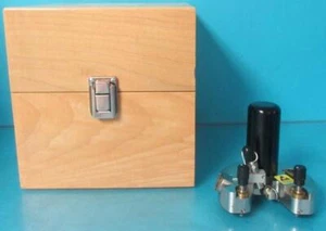 VM MICROSCOPES TUNING FORK HEAD MODEL 00-10107 FOR ATOMIC FORCE MICROSCOPE AFM - Picture 1 of 24