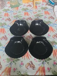 Arcoroc France Coquillage Salad Bowl Black Glass Sea Shell Clam Shaped Set of 4 - Picture 1 of 4