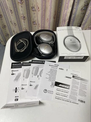 Bose QuietComfort 35 Wireless Headphones Box with Instructions Silver - Image 1 of 4