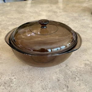 Vintage Pyrex Visions Amber Glass Cookware 2L Casserole Dish with 624C Lid - Picture 1 of 9