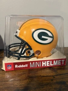Green Bay Packers NFL Mini Football Helmet Riddell unsigned - Never Opened - Picture 1 of 4