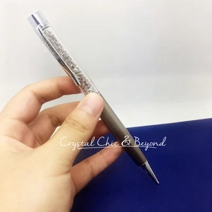 Neu im Karton Original Swarovski Crystalline Lady Kugelschreiber Greige 1097058 - Bild 1 von 2