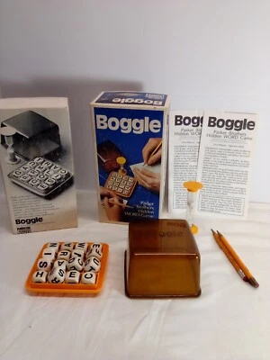 Vtg. 1976 BOGGLE Parker Brothers Boardgame Word Educational Complete - Image 1 of 4