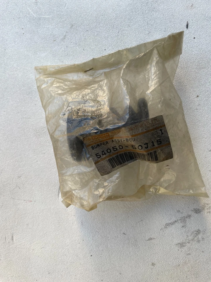 正品日产 Strut 保险杠 适用于英菲尼迪 G20 54050-50J15 — 第 1/1 张图片