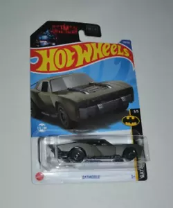 HOT WHEELS 2022 BATMAN 5/5 - BATMOBILE MATT GREEN - Picture 1 of 6