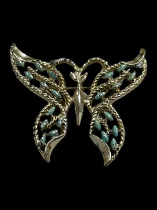 Vintage GERRY’S Goldtone Pale Blue Enamel Butterfly Brooch Pin - Picture 1 of 3