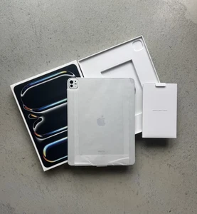 Apple iPad Pro M4 CPU, 13 Zoll, WIFI + 5G, 2TB, Silber, Nano-texture Glas, Neu - Afbeelding 1 van 8